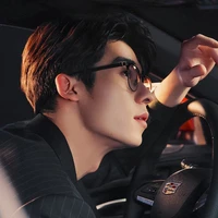 Lăng Tư Duệ(nam9)