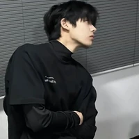 ᕦLuong Thien Yetᕤ─①⑥─Trai ngoan