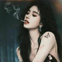 Lục Nguyệt Ma Kết