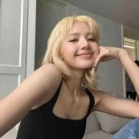 Lisa " cô "
