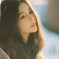 Ariana (nữ 9)
