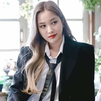 Freen Sarocha Chankimha (Cô)