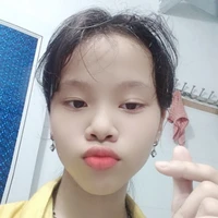 con tạo ra truyện