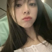 Shin Yuna (Em)