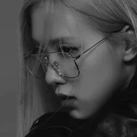 Park Chaeyoung_Rosé