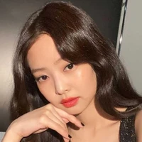 JENNIE