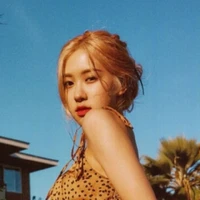 ROSÉ