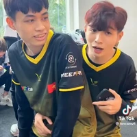 con tg thông min đây