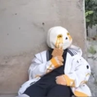 707