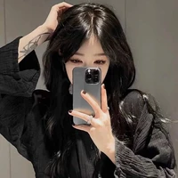 Lê Thị Kim Huệ. chị họ nữ9