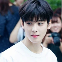 Nguyễn Hoàng Nam (ba nữ9)