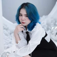 Trúc Đào ( mèo simmy)🩵