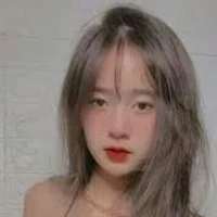 Hoàng Tuyết anh -mẹ nu9