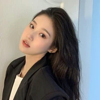 Kha Nhã Ái (chj gái Linh Nhiên)