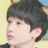 Nghiêm Hạo Tường ( lúc nhỏ)