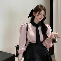 Hạ Ái Vy_dạy Địa