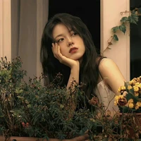 𝐯𝐢𝐯𝐢_𝐯𝐚𝐧𝐮𝐲𝐧; ♌︎ vân uyển vi