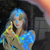 𝐛𝐥𝐮𝐞.𝐬𝐡𝐢𝐧𝐞; ♍︎ túc lam ánh