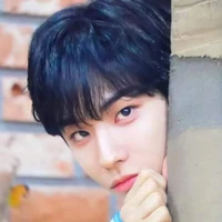 Hwarang (người yêu Hanbin)