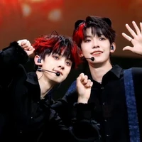 2bbi của toi >~<