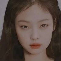 Kim Jennie - Em