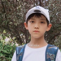 Trần Thiên Nhuận ( Cậu )