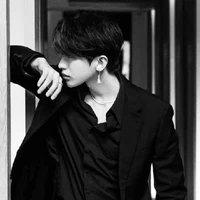 dương bảo lâm ( anh họ na9 )