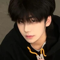 Vương Minh Kim Ngưu |@NguuHamAn|