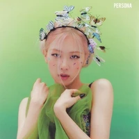 Trâm (chấm tím + mê Blackpink+ Nazi)