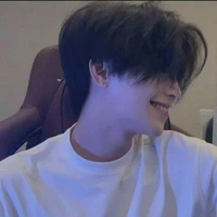 Hạ Vương Thiên Bình • @Vuathienbinh •