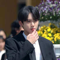 yunjin(em trai hanbin)