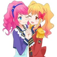 Laura  và Yume