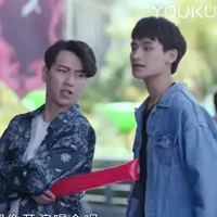 quần chúng nam