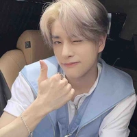 Jake(Jaeyun)-nhân viên