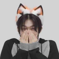 Yeonjun-chủ tiệm/thu ngân