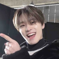 Chan(Dino)-nhân viên