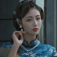 Tạ Tố Anh-mẹ nu9
