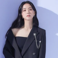 Kim Jisoo [ Chị ]