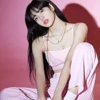 Lalisa(em út)