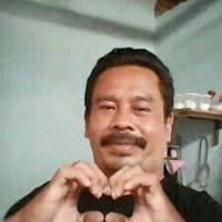 Chú nhân viên thân thiện