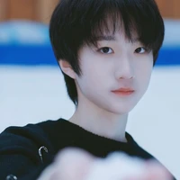 Hoàng Gia Nam