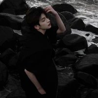 Ly  huy Khánh『mk』