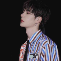 Vương Nhất Bác 