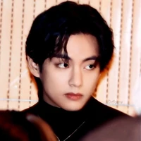 Kim Taehyung _ hắn