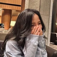 Kim Jisoo [ Nàng ]