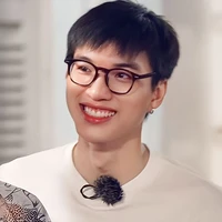 Trần Minh Hiếu / HIEUTHUHAI