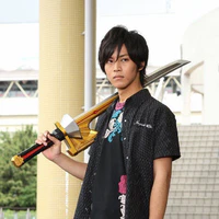 takeru ( shinken red)