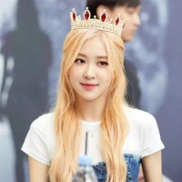 PARK  CHAEYOUNG (nàng)