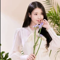 LEE JI EUN (iu)