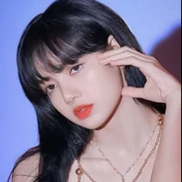 LALISA MANOBAN(cô)